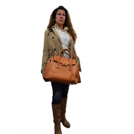 SAC À MAIN EN CUIR                                           123