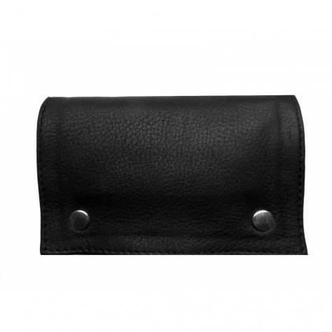 Porte-tabac en cuir noir                                 010